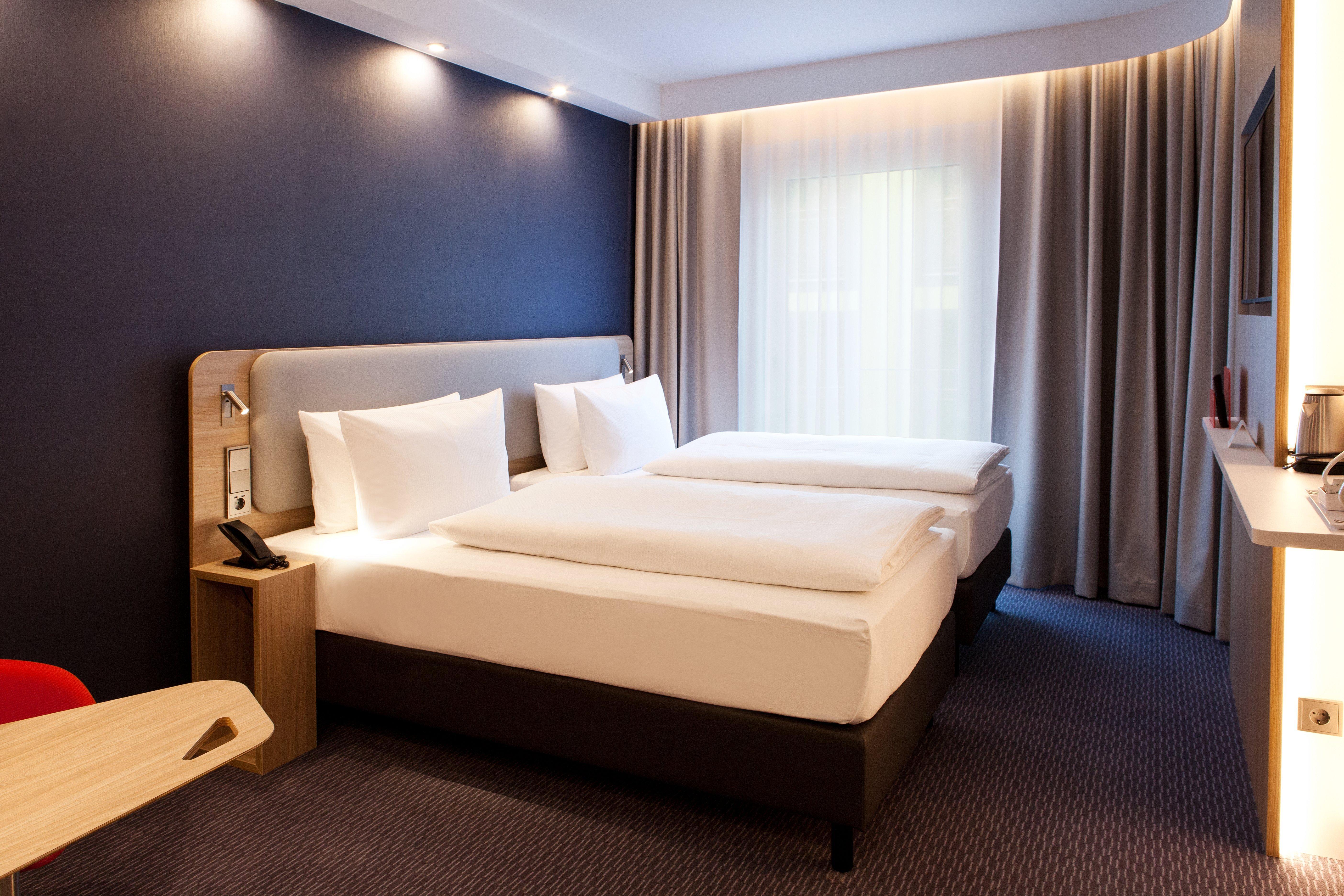Holiday Inn Express Munich - Olching By Ihg Екстериор снимка
