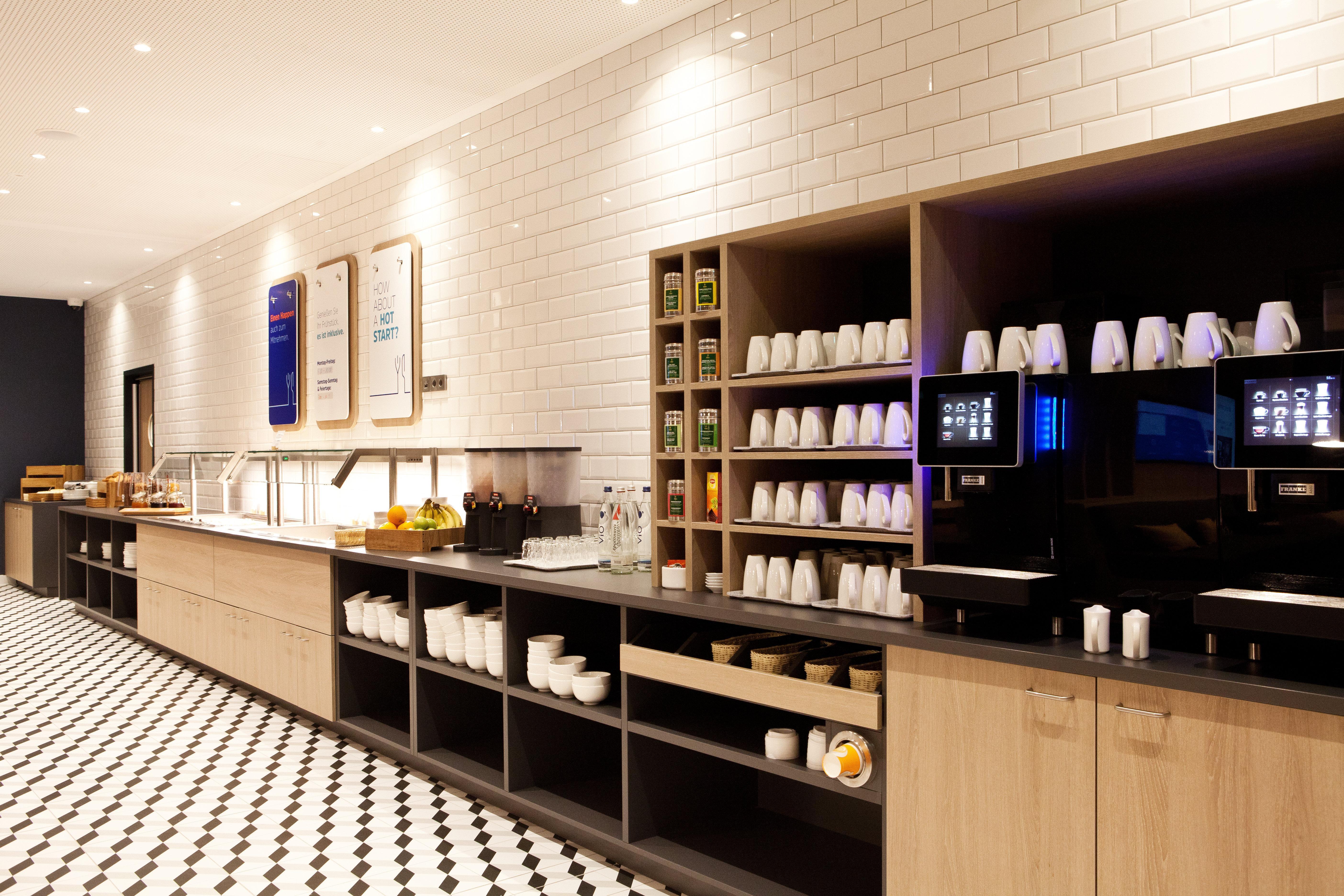 Holiday Inn Express Munich - Olching By Ihg Екстериор снимка
