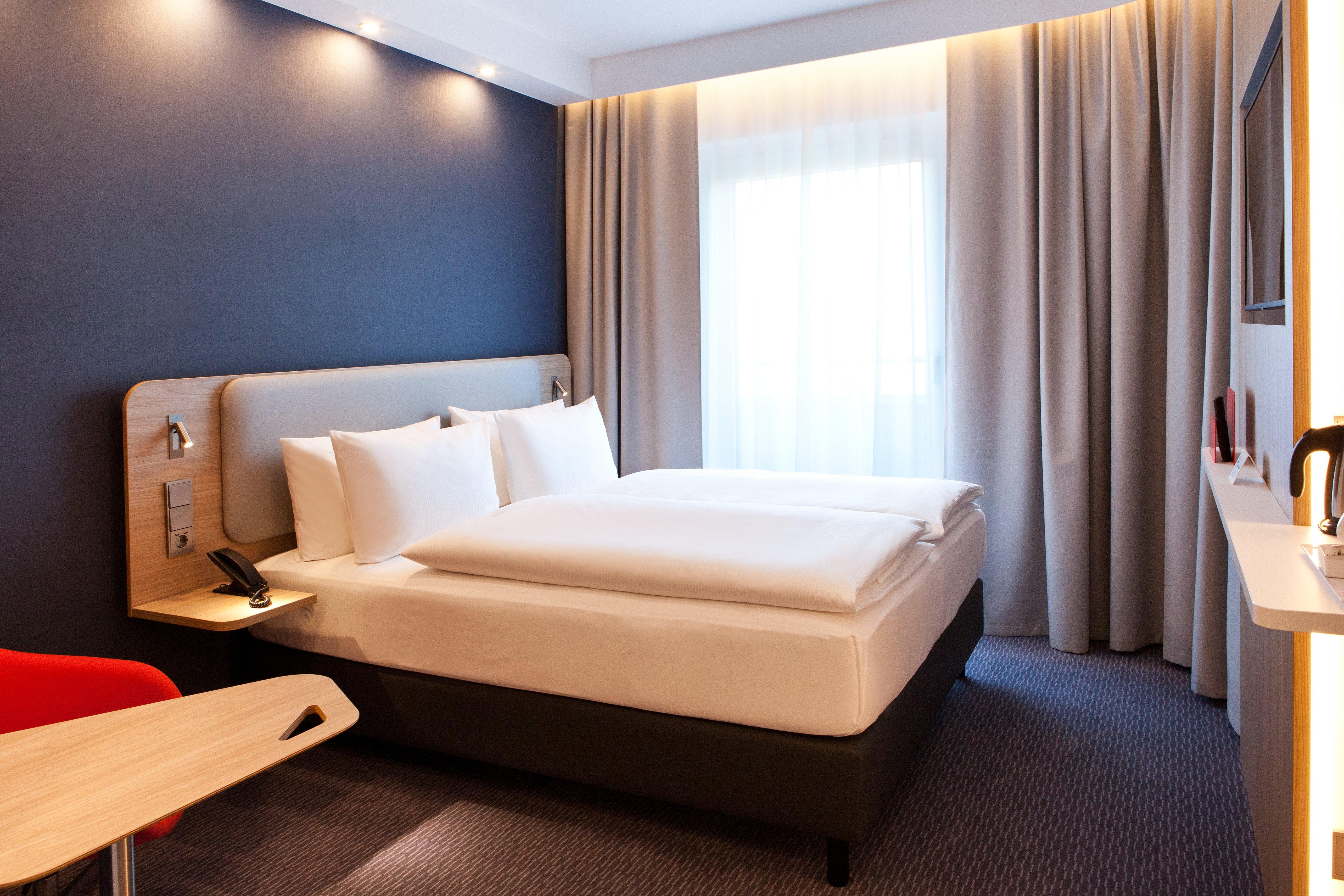 Holiday Inn Express Munich - Olching By Ihg Екстериор снимка