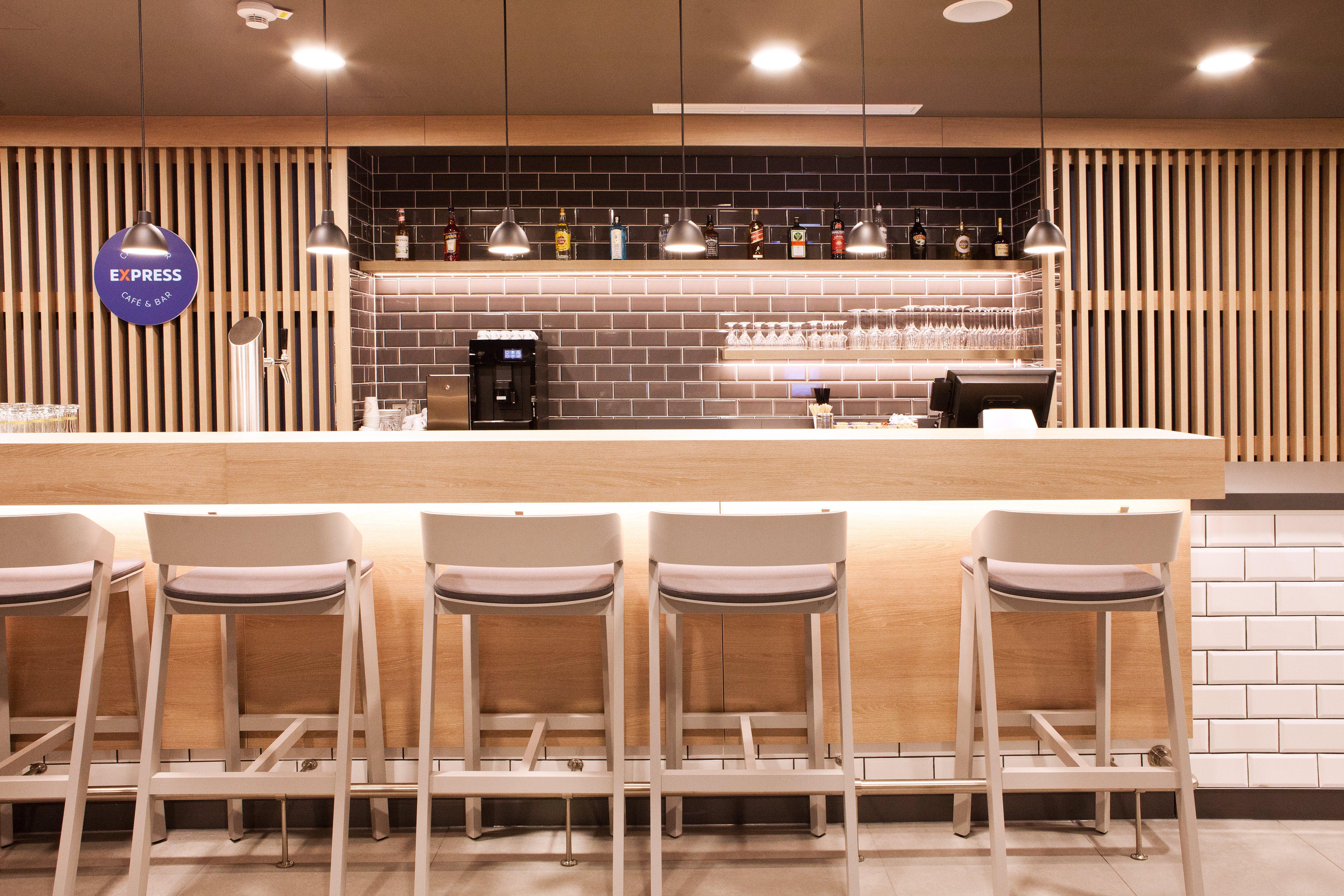 Holiday Inn Express Munich - Olching By Ihg Екстериор снимка