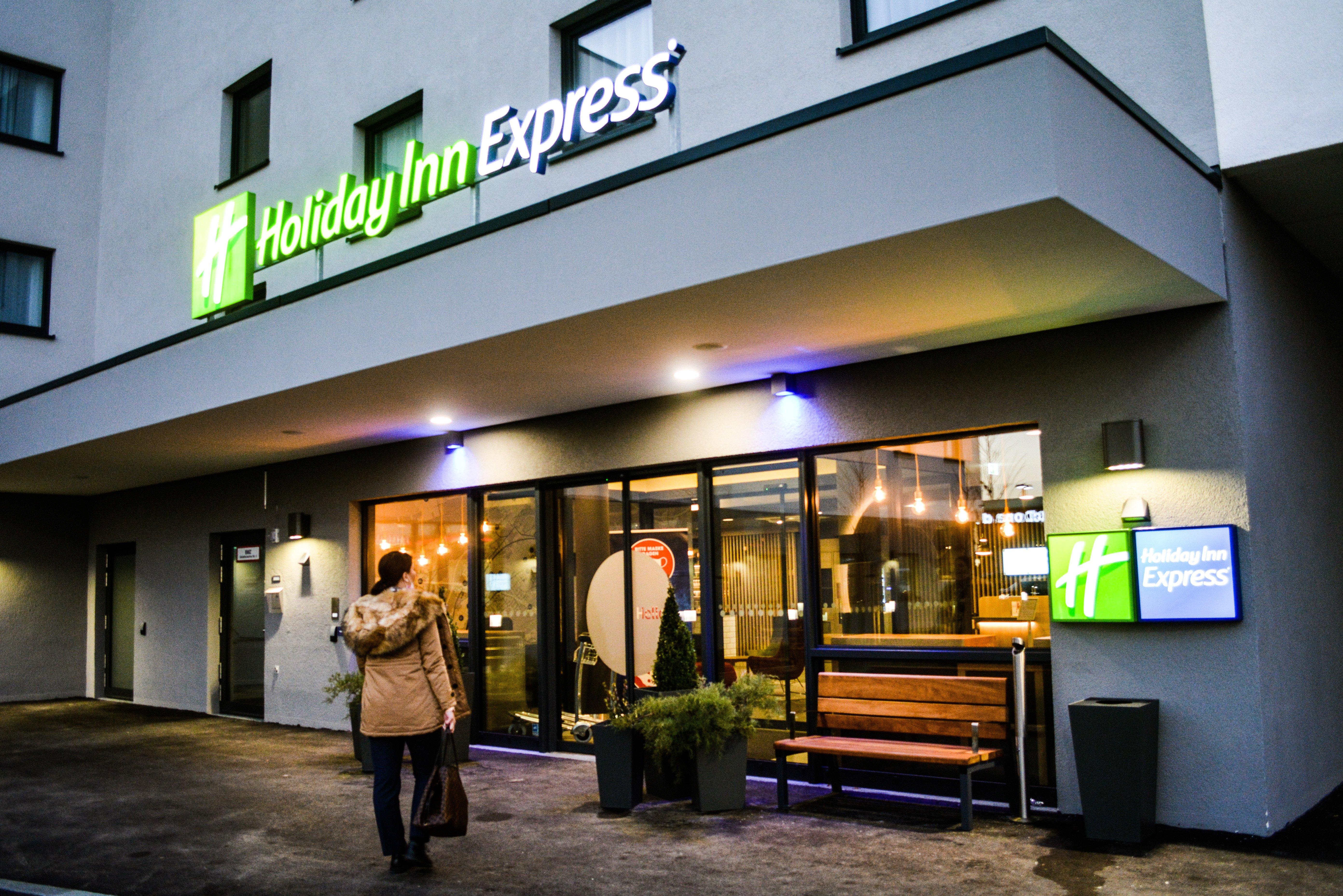 Holiday Inn Express Munich - Olching, An Ihg Hotel Екстериор снимка